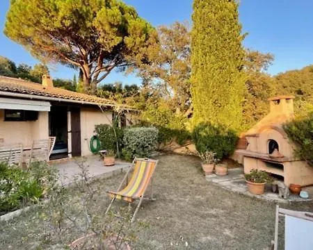 La Petite Maison Sur La Colline - Piscine Privee Casa de Férias *