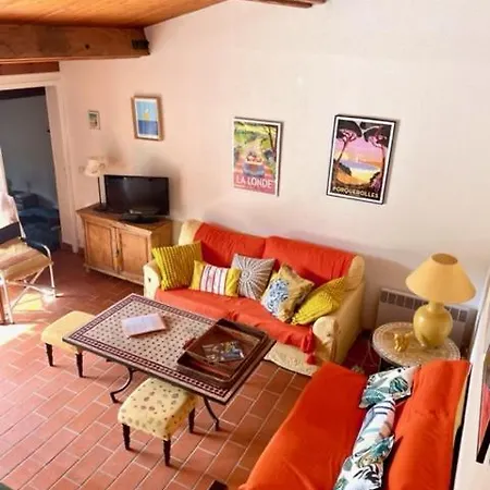 La Petite Maison Sur La Colline - Piscine Privee Casa de Férias