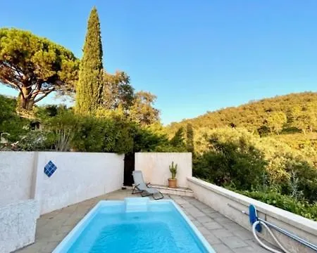 Дом отдыха La Petite Maison Sur La Colline - Piscine Privee Ла-Лонд-ле-Мор